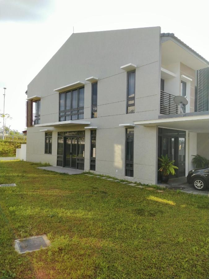 Pinevalley Homestay Putrajaya Presint 12 Kültér fotó